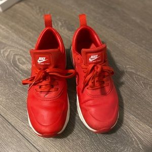Red Nike Air Max Thea